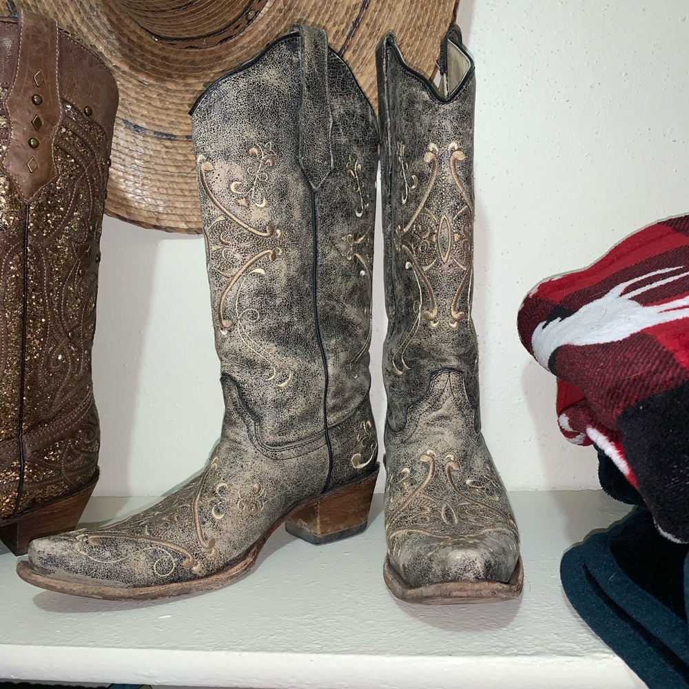 Circle G Embroidered boots